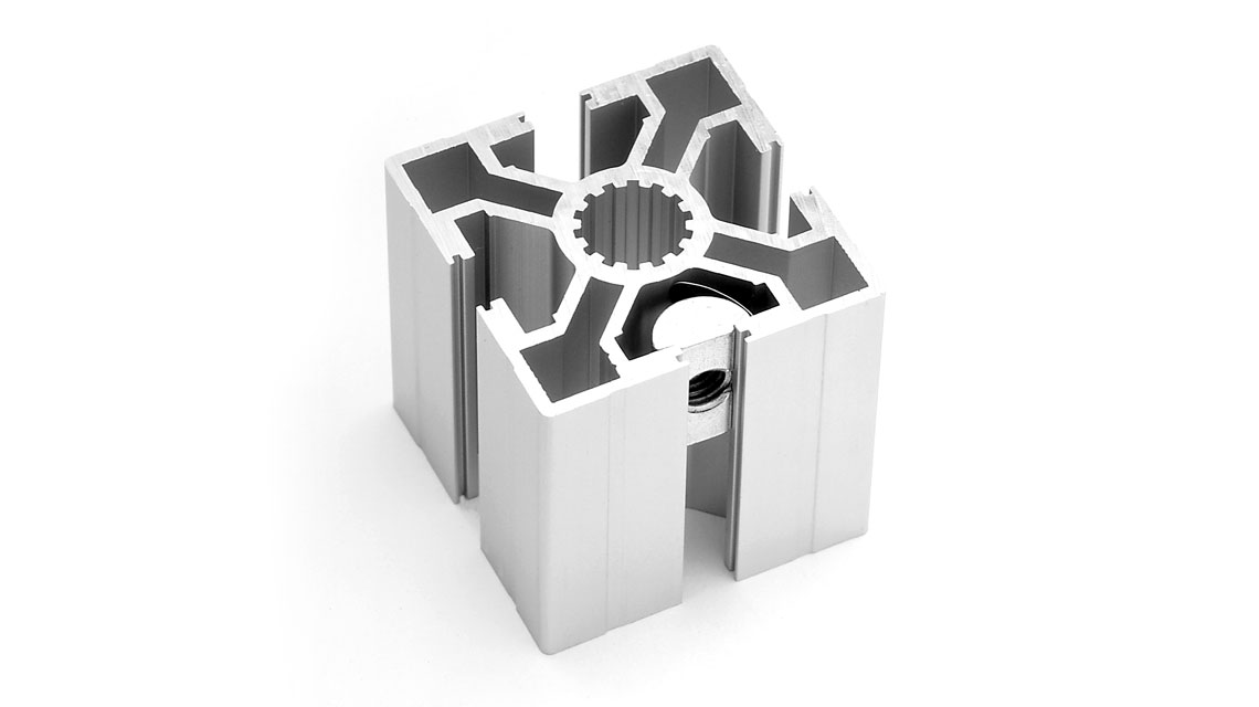 Aluminiumprofiler og profilbyggsystem 